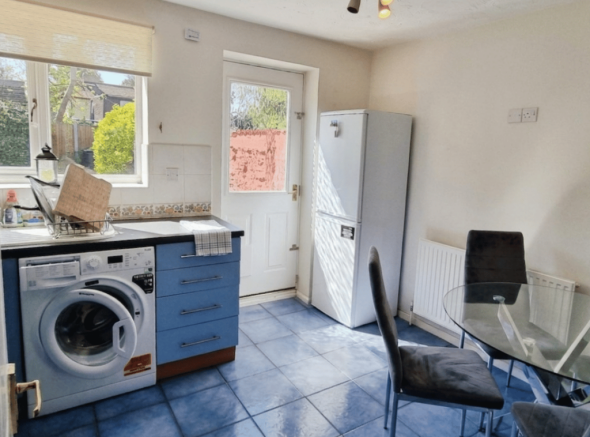 Longcroft Drive, Barton-le-Clay, Bedfordshire, MK45 photo 4