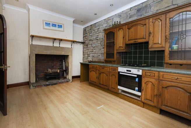 2 bed Terraced for sale Image 4