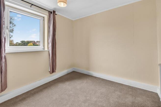 2 bed Terraced for sale Image 8