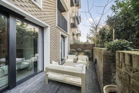 Golden Lane, The Denizen, Clarendon Court