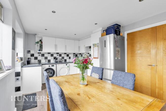 Dining kitchen