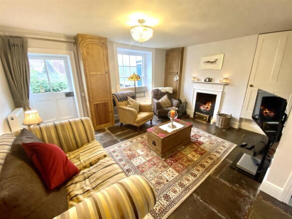 SITTING ROOM