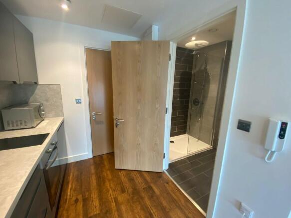 Studio to rent Image 4