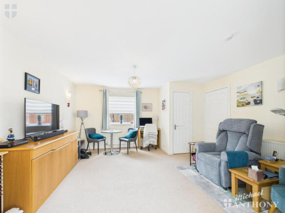 CAM03218G0-PR0695-STILL009