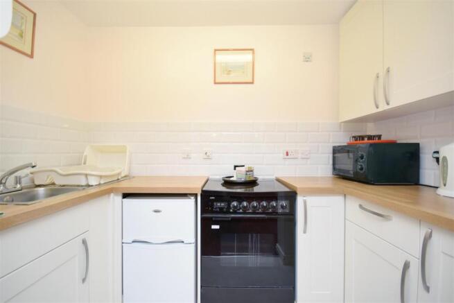 Communal Kitchen.jpg