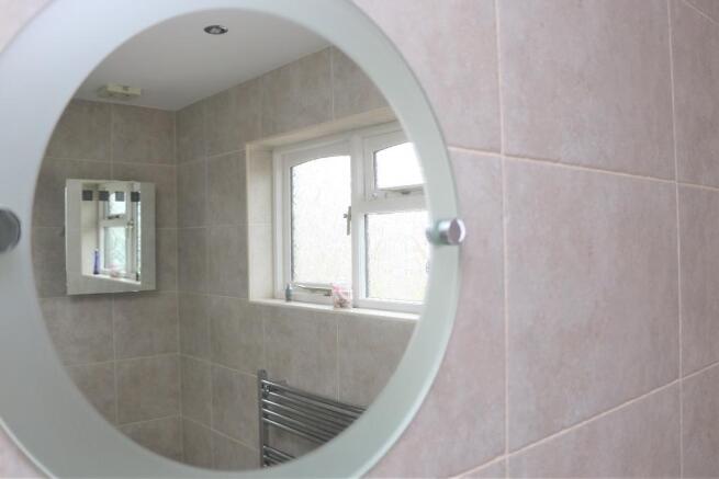 Bedroom 4/En-suite