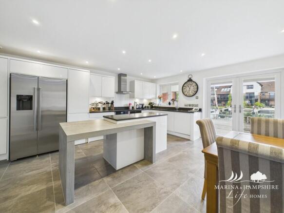 CAM03691G0-PR0044...