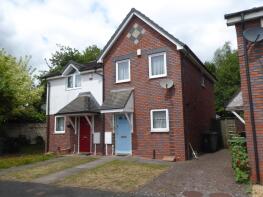 21, The Cloisters, Walsall WS4 2AJ