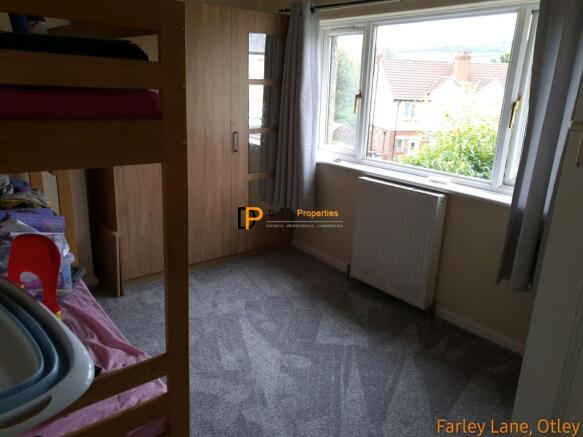 3 bed Semi-Detached to rent Image 8