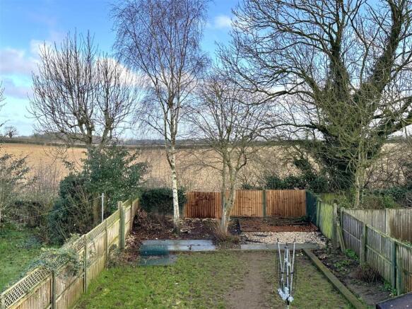 Rear Garden With Unspoiled Outlook 351