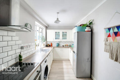 London Road, Enfield