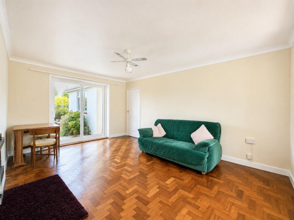 Living Room.png