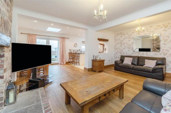 Sitting/Dining Room