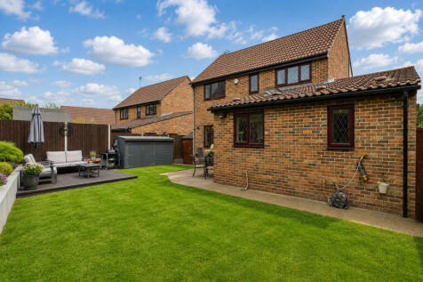 The Glades, Hemel Hempstead, HP1