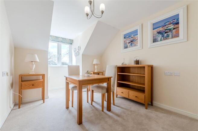 2 bed Apartment for sale Image 6