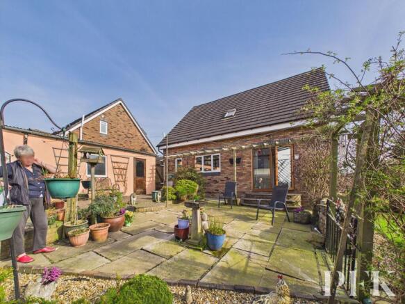Rear Garden and Aspect