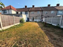4, Home Gardens, Dagenham RM10 7AL