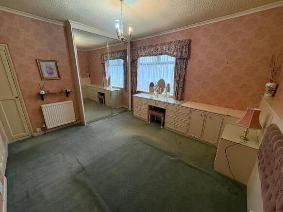 2 bed Terraced for sale Image 8
