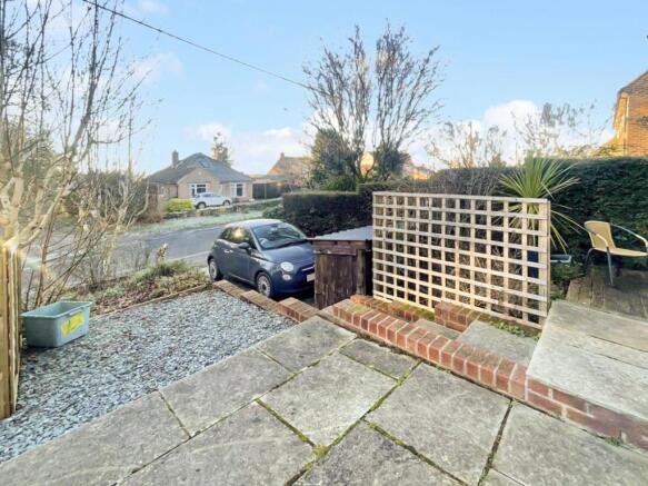 FRONT GARDEN & PARKING