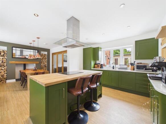 DINING KITCHEN