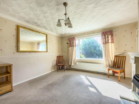 3 bed Semi-Detached for sale Image 9
