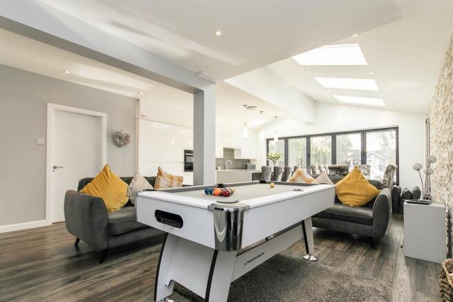 Open Plan Family Dining Kitchen