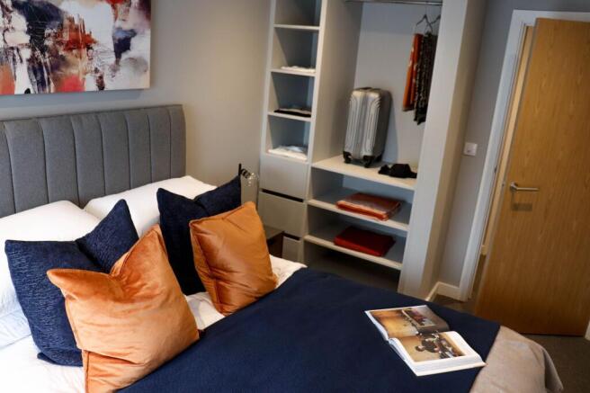 2 bed Apartment to rent Image 11