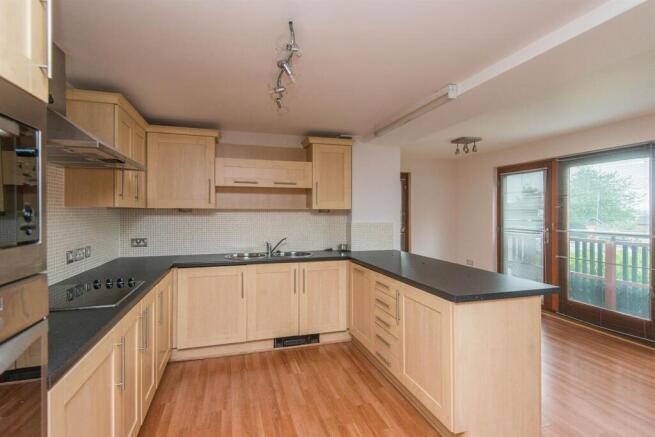 1 Weetwood Grdns Spncrs 11.jpg