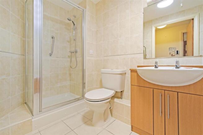 Shower room.jpg