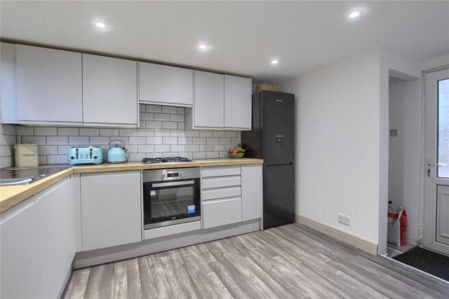 3 bed Semi-Detached for sale Image 8