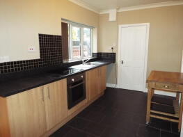 19, Crocus Street, Nottingham NG17 7DW