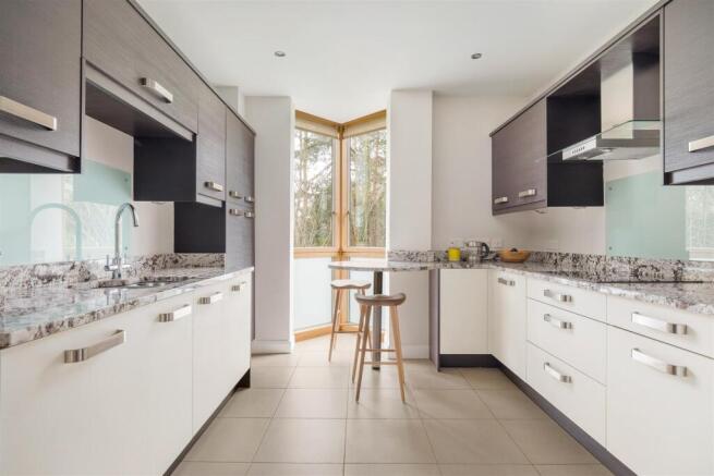 untitled (17 of 30).jpg