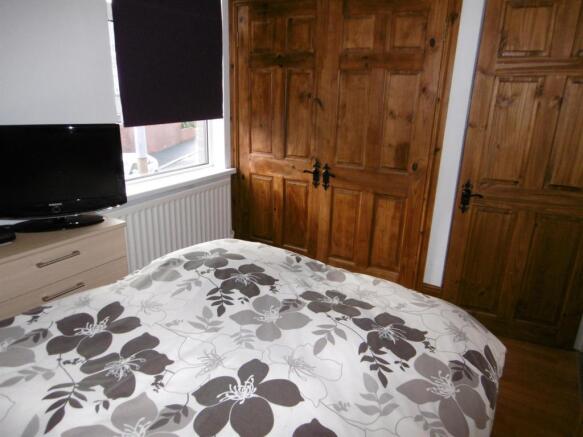 Bedroom One (2)