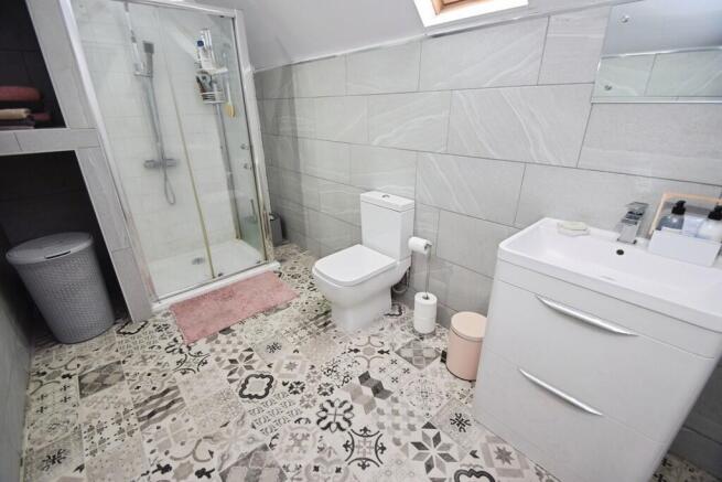 4 bed Terraced for sale Image 12