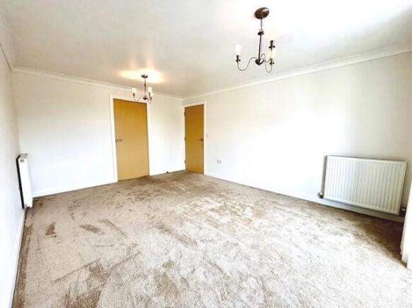 2 bed Apartment to rent Image 6
