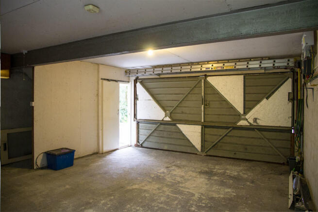 Garage 2