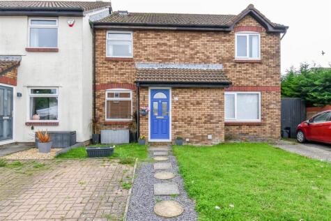 Enfield Drive, Barry