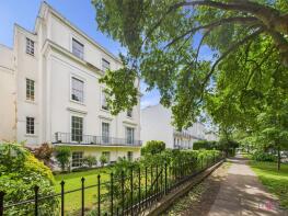 3, 55 Wyddrington House, Pittville Lawn, Cheltenham GL52 2BQ