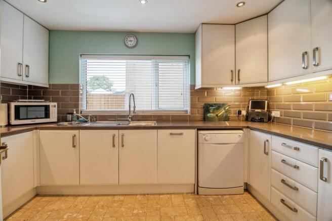 Fitted Kitchen