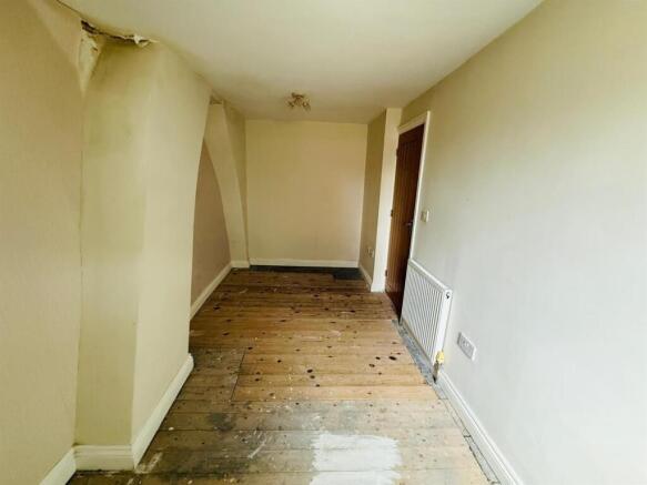 2 bed Not Specified for sale Image 8