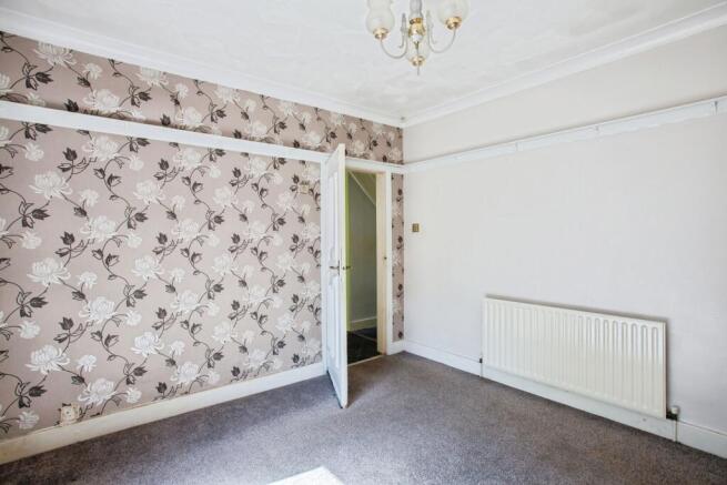 3 bed House for sale Image 8