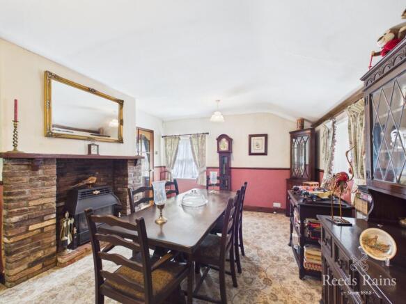 2 bed Detached for sale Image 7