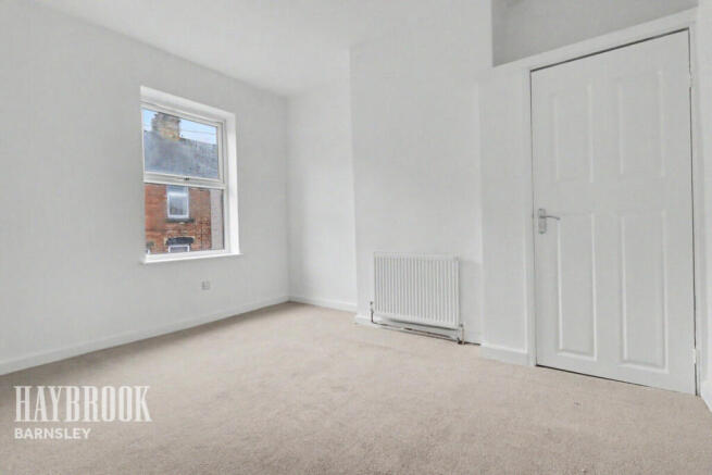 2 bed Terraced for sale Image 4