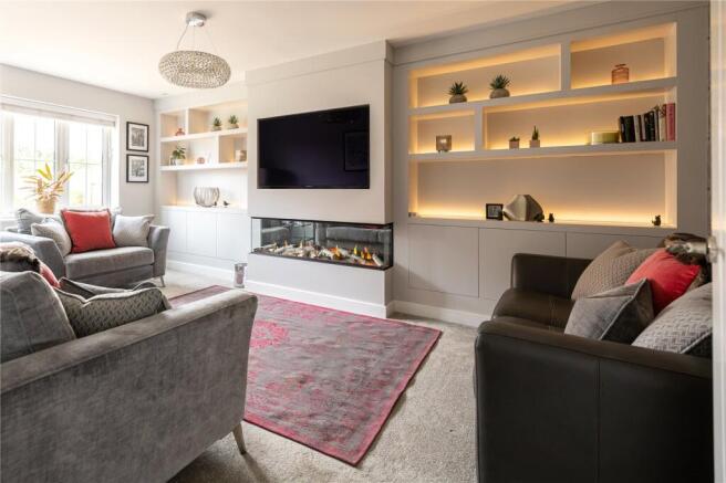 4 bed Detached for sale Image 5