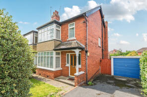 387, Spen Lane, West Park, Leeds LS16 6JG