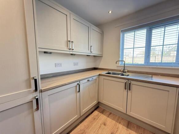 Kitchen.2.jpg