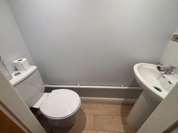 2 bed Cottage to rent Image 5