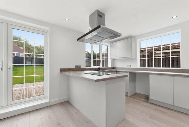 3 bed Semi-Detached for sale Image 5