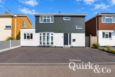 Chapman Road, Canvey Island, SS8