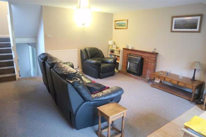 Lounge / dining room
